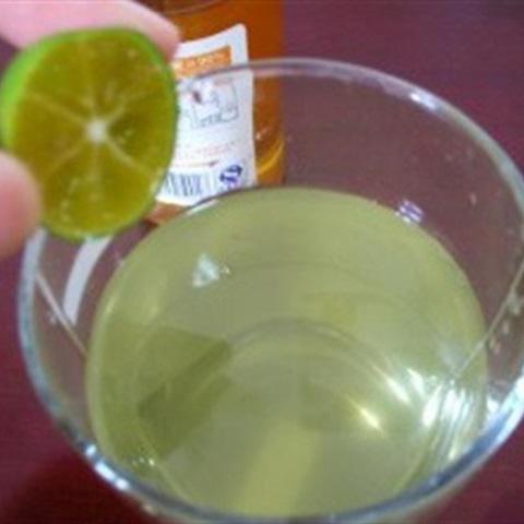 Cách làm trà tắc với mật ong