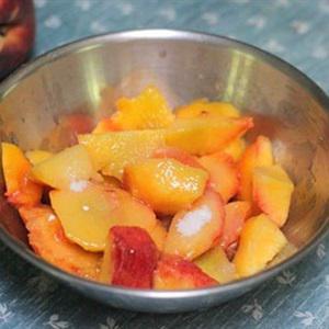 Cách làm trà trái đào