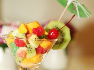 Trái cây sốt sữa chua