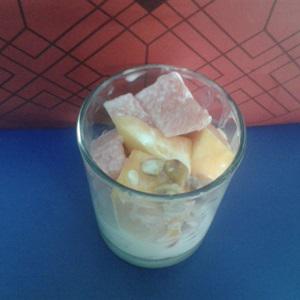 Cách làm trái cây trộn sữa chua