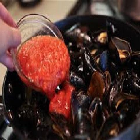 Cách làm trai sốt chua ngọt