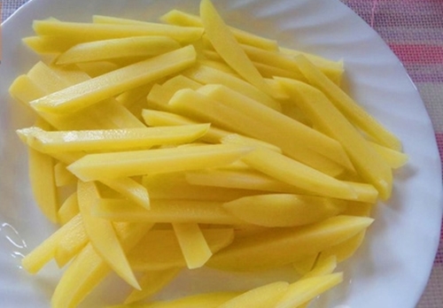 Trầm trồ cách làm bánh pizza bằng nồi cơm điện vẫn ngon xuất thần