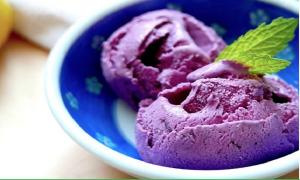 Tráng miệng cùng mousse dưa bở thơm ngậy thanh mát