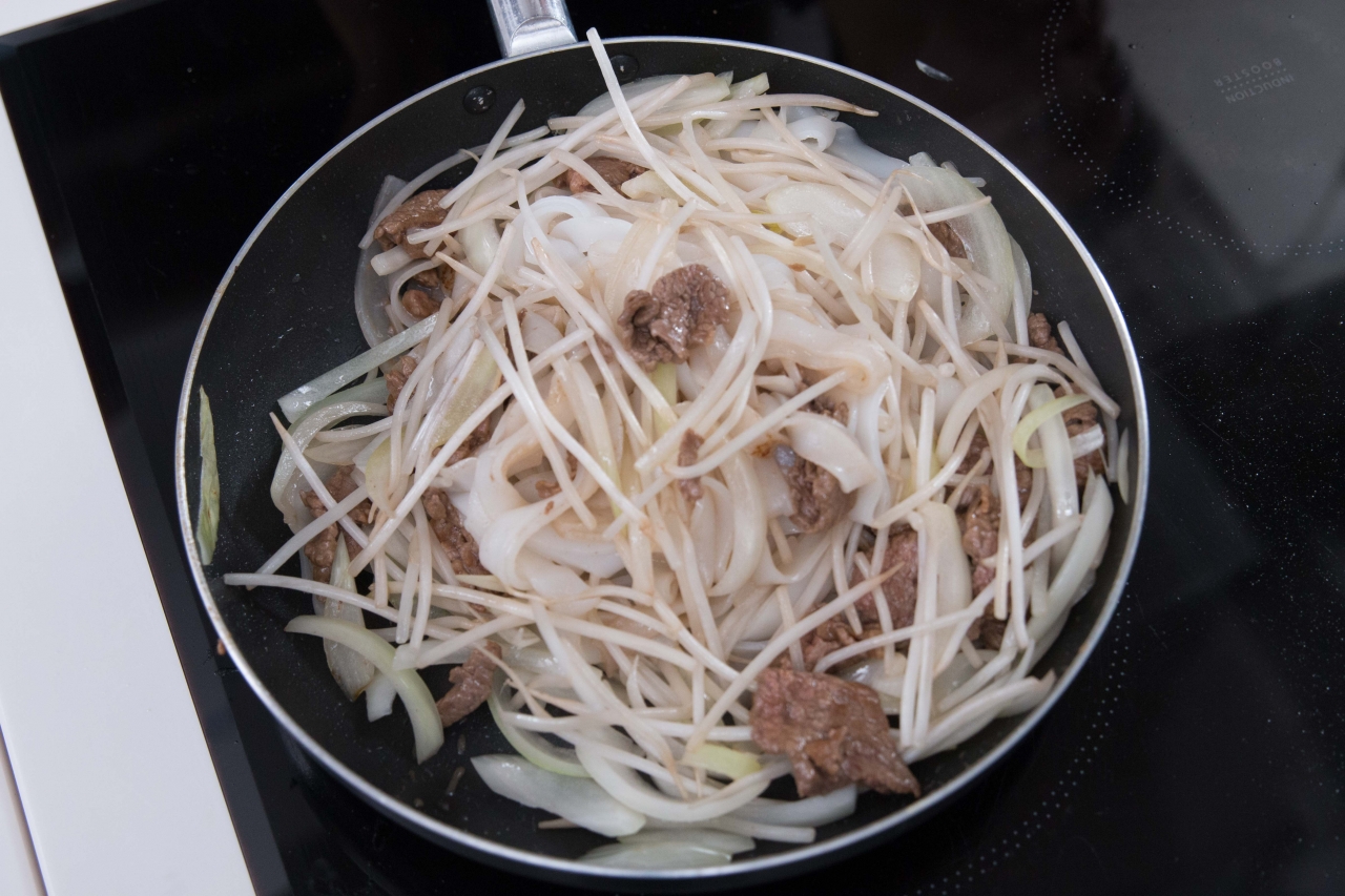 Tráng miệng với táo bọc caramel ngọt lịm hấp dẫn ngay tại  nhà