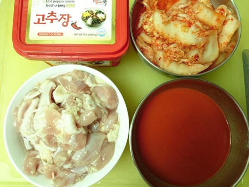 Trổ tài  làm bánh flan cà phê thơm nồng ai ăn cũng thích