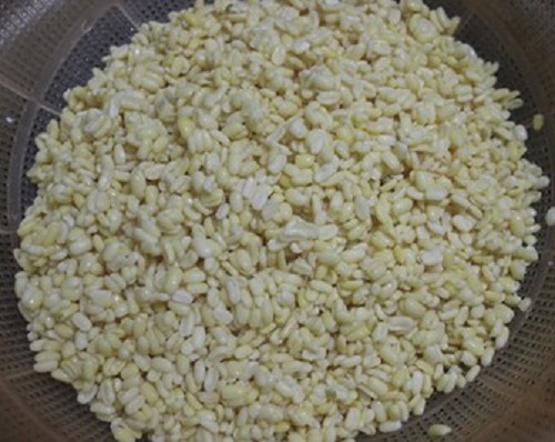 Trổ tài làm bánh tráng cuốn thơm bùi béo ngậy, ăn hoài không biết chán