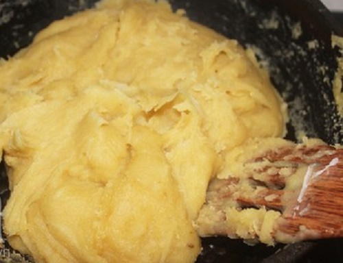 Trổ tài làm bánh tráng cuốn thơm bùi béo ngậy, ăn hoài không biết chán