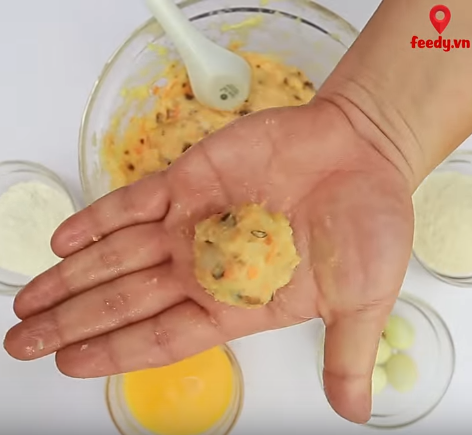 Trổ tài làm bánh tráng nướng thơm bùi béo ngậy, ăn bao nhiêu cũng hết