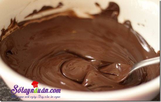 Trổ tài làm bắp rang bơ chocolate