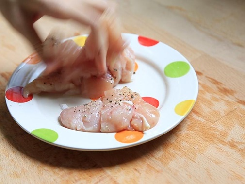 Trổ tài làm pudding sữa dừa thơm mát, ngọt lịm cho cả nhà ăn chơi