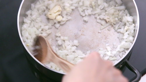 Trứng bác cà chua đẹp mắt, ngon miệng, ăn hoài không ngấy