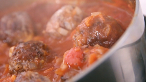 Trứng bác cà chua đẹp mắt, ngon miệng, ăn hoài không ngấy