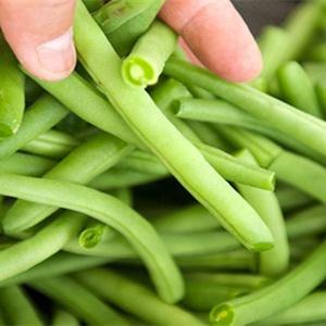 Cách làm trứng chiên cuộn đậu que