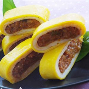 Cách làm trứng chiên cuộn kim chi