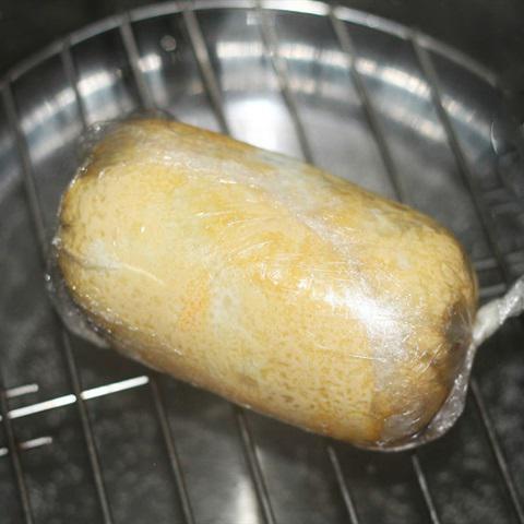 Cách làm trứng chiên cuộn thịt bò