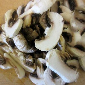 Cách làm trứng chiên phô mai nấm mỡ