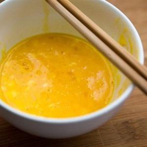 Cách làm trứng chiên phô mai nấm