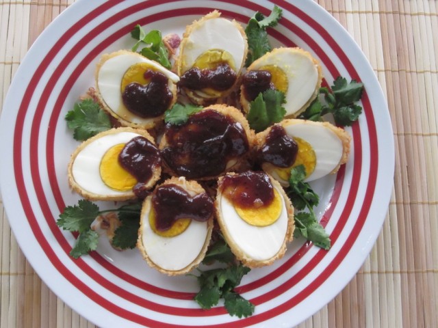 Trứng chiên sốt me