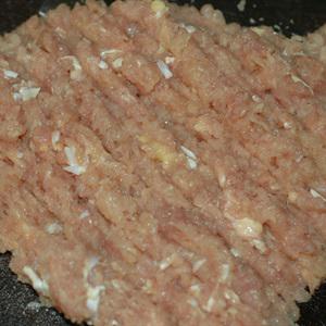 Cách làm trứng chiên thịt gà nấm