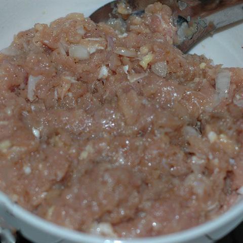 Cách làm trứng chiên thịt gà nấm