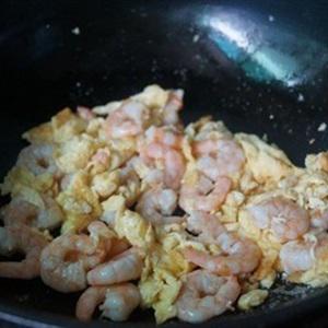 Cách làm trứng chiên tôm