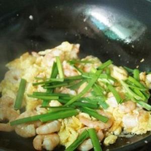 Cách làm trứng chiên tôm