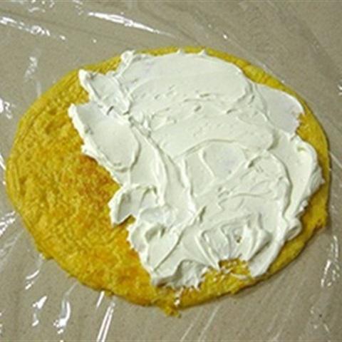 Cách làm trứng cuộn cá hồi