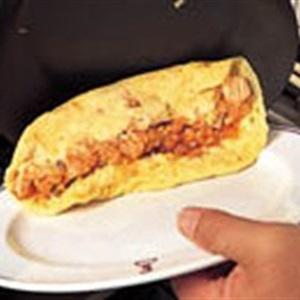 Cách làm trứng cuộn cơm