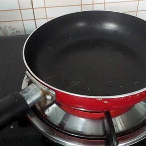 Cách làm trứng cuộn hình trái tim