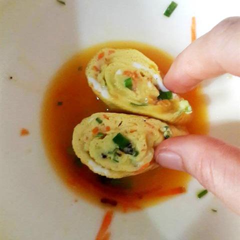 Cách làm trứng cuộn hình trái tim