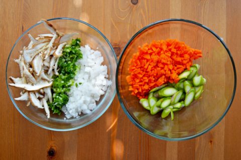 Trứng cuộn kiểu Hàn đơn giản, bắt mắt