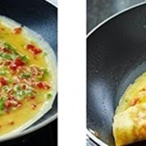 Cách làm trứng cuộn ớt chuông