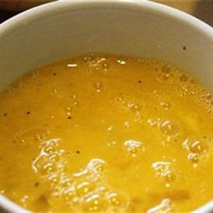 Cách làm trứng cuộn pate xúc xích