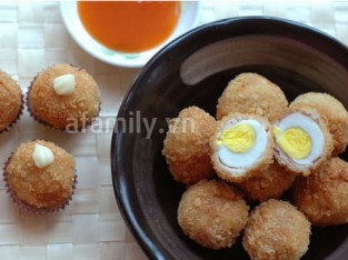 Trứng cút bọc thịt chiên giòn