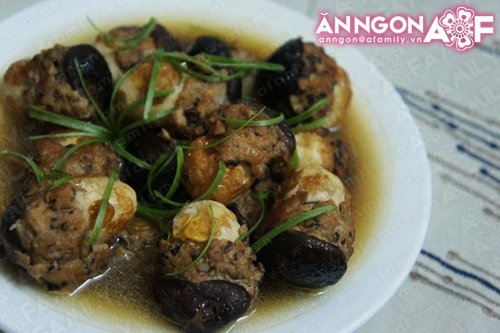 Trứng cút bọc thịt nấm