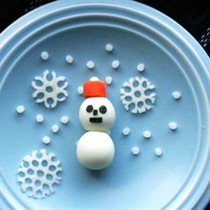 Cách làm trứng cút người tuyết