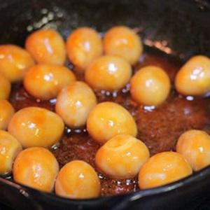 Cách làm trứng cút rim mặn