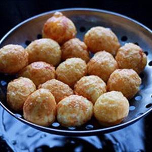 Cách làm trứng cút sốt cay