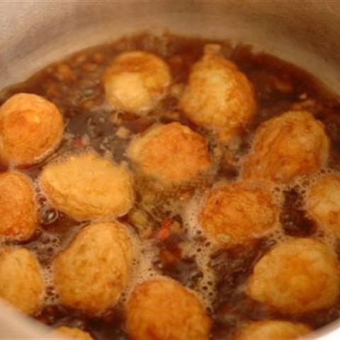 Cách làm trứng cút sốt me