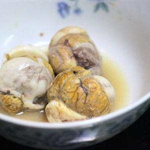 Cách làm trứng gà lộn xào me