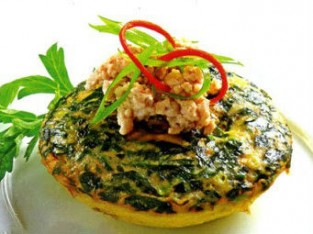 Trứng hấp ngải cứu