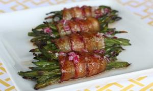 Trứng non cháy tỏi thơm nức mũi cho ngày mát trời