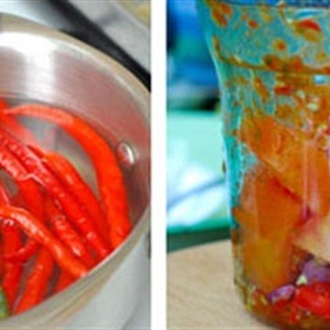 Cách làm trứng sốt cay