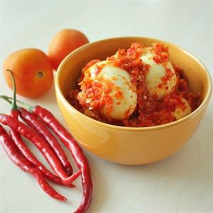 Cách làm trứng sốt cay