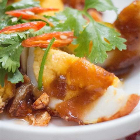 Cách làm trứng sốt me