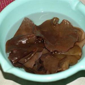 Cách làm trứng xào dưa chuột mộc nhĩ