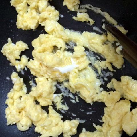 Cách làm trứng xào ngao