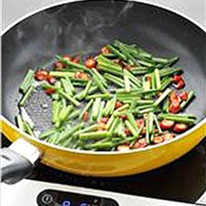 Cách làm trứng xào ớt