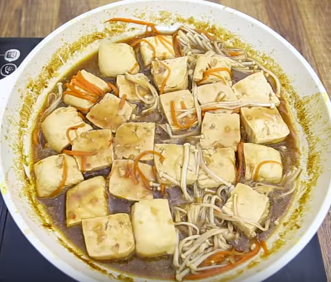 Tự làm bánh bò lá dứa vừa mềm vừa thơm đúng chuẩn Nam Bộ