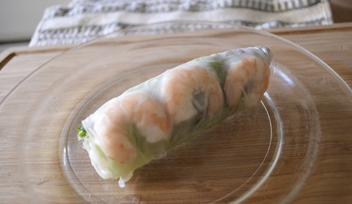 Tự làm bánh cuốn chay thơm ngon hấp dẫn bằng chảo ngay tại nhà